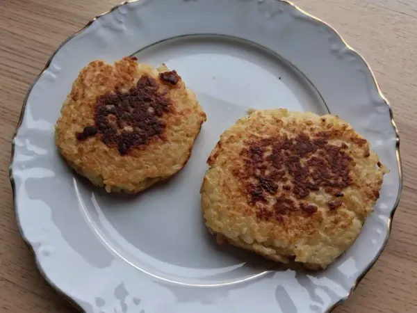 Galettes de riz au fromage moelleuses et rapides avant l’entraînement